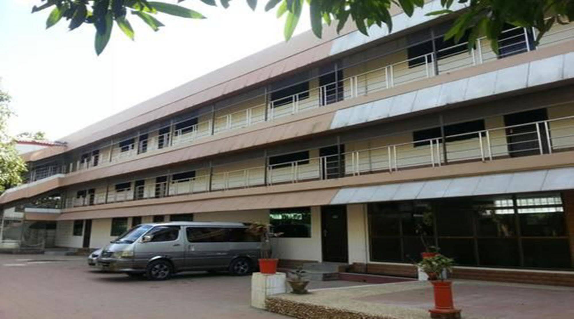 Airport Inn Gyogon Exterior foto